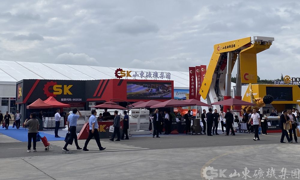 金狮贵宾会·宾至如归-尊贵显赫